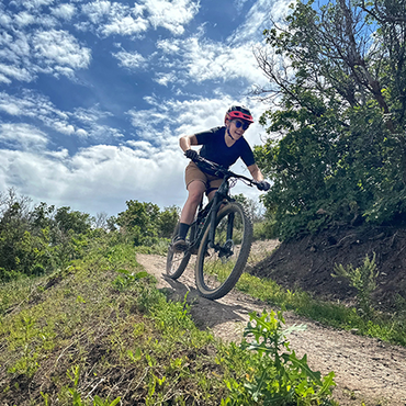 Liz Chrisman MTB image